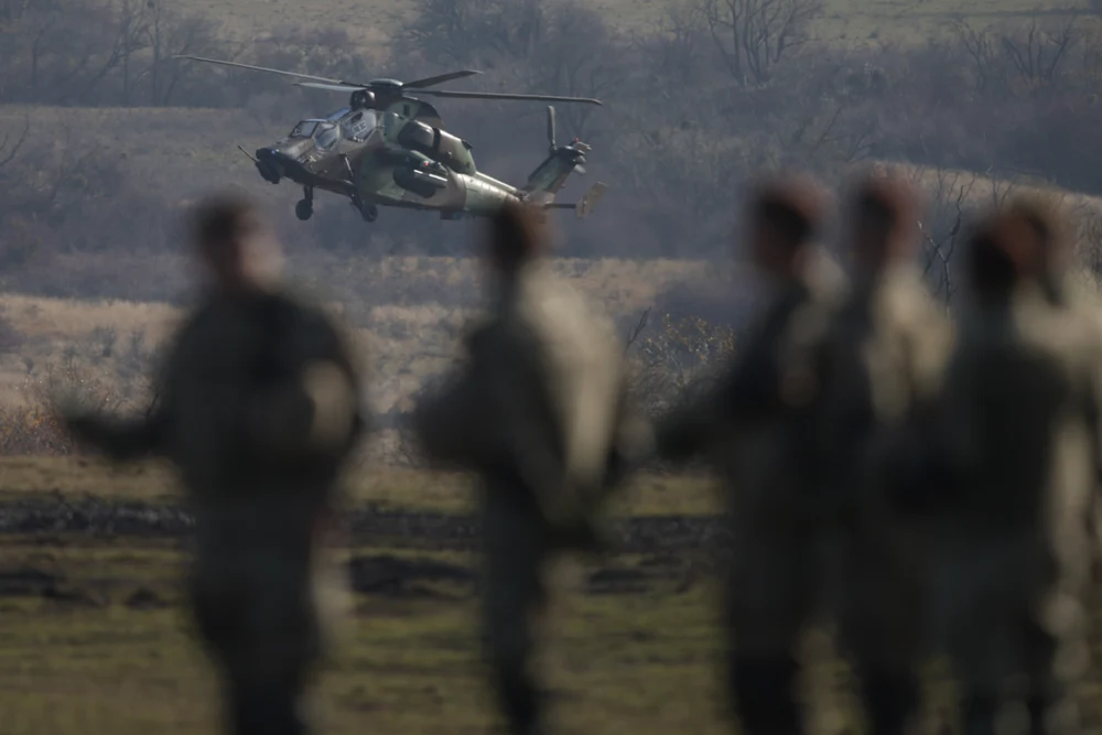 NATO își testează forțele în munții României, după ce SUA și-au redus trupele. În câte zile au ajuns trupele din Franța