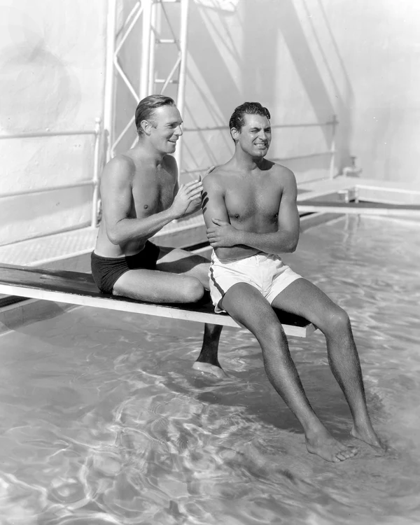 Cary Grant (dreapta), un sex-simbol la Hollywood, și Randolph Scott FOTO Profimedia