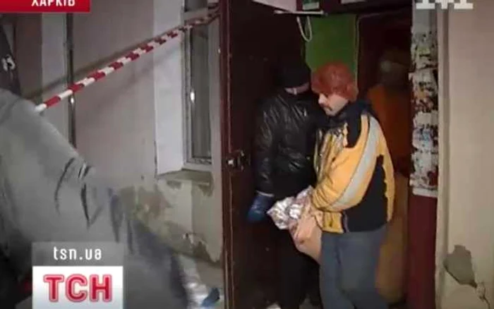 Intrarea în apartamentul magistratului, unde a avut loc crima FOTO tsn.ua