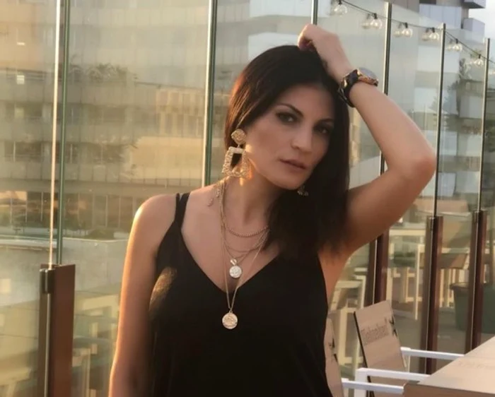 Ioana Ginghină a reuşit să lase în urmă durerea provocată de divorţFoto sursă: Arhivă personală
