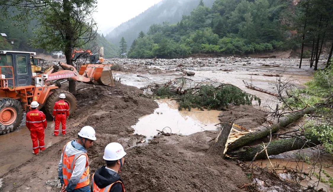 Inundații devastatoare în nord-vestul Chinei FOTO: X