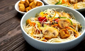 taietei cu tofu si legume jpg