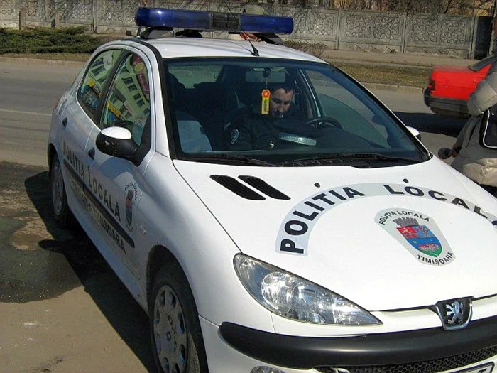 Poliţiştii locali au fost chemaţi să intervină. FOTO: Poliţia Locală