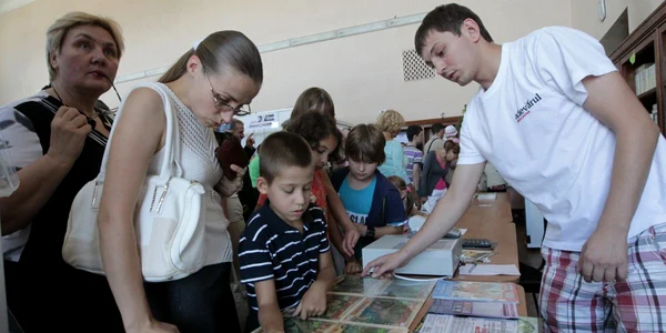 „Adevărul“ vă așteaptă la Salonul internațional de carte