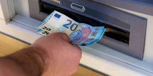 ATM, foto Shutterstock jpg