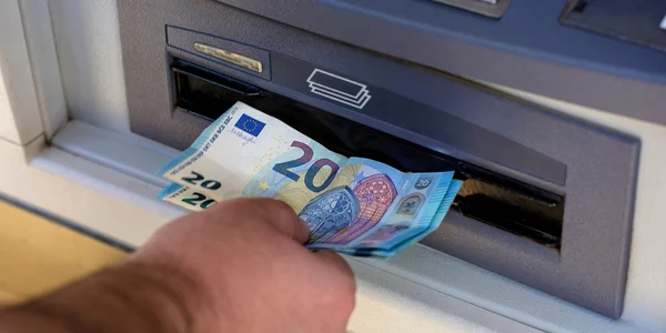 ATM, foto Shutterstock jpg