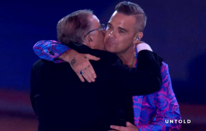 Robbie Williams a cântat alături de tatăl lui pe scena de la Cluj