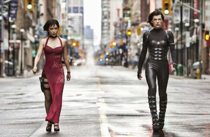 Milla Jovovich & Bingbing Li