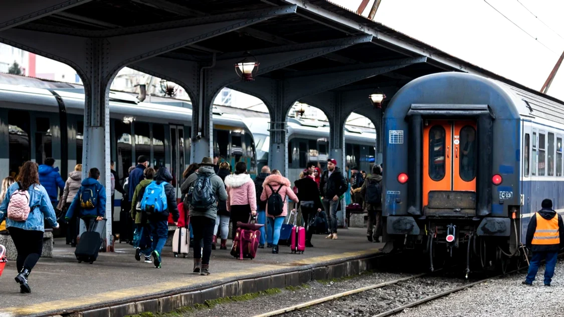 Studenții beneficiază de reduceri la tren cu condiții FOTO: Adevărul