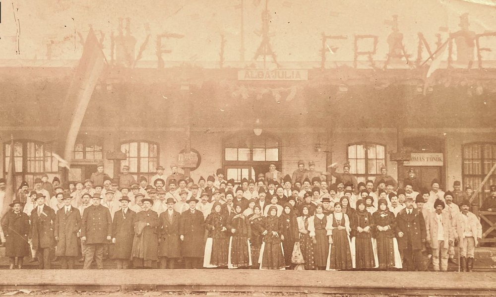 Oameni simpli care au făcut Marea Unire de la 1 Decembrie 1918. Povestea țăranilor Simeon Romoșan și Petre Danciu