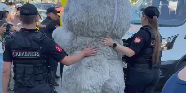 Protest mascote Sor mp4 thumbnail png