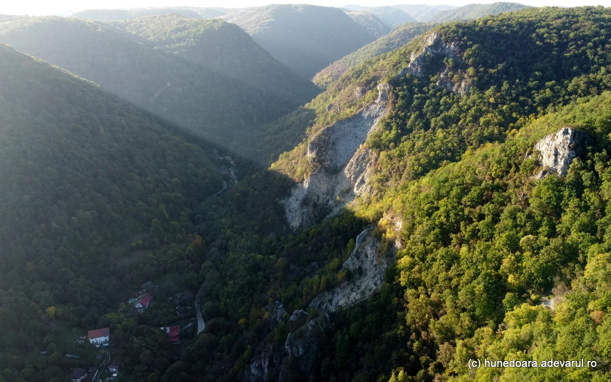 Valea Govâjdiei din Hunedoara. Foto: Daniel Guță. ADEVĂRUL