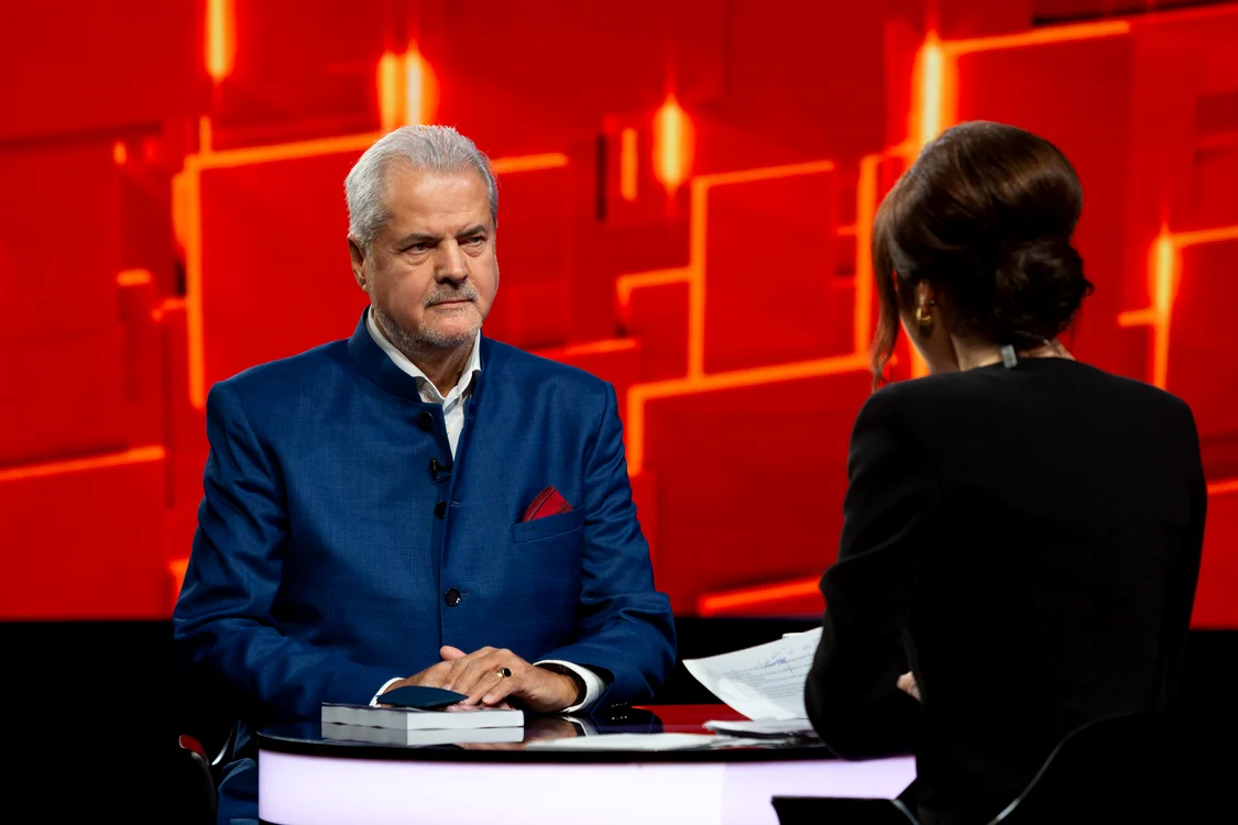 Adrian Nătase, invitat în cadrul emisiunii „40 de întrebări cu Denise Rifai”Foto: Kanal D
