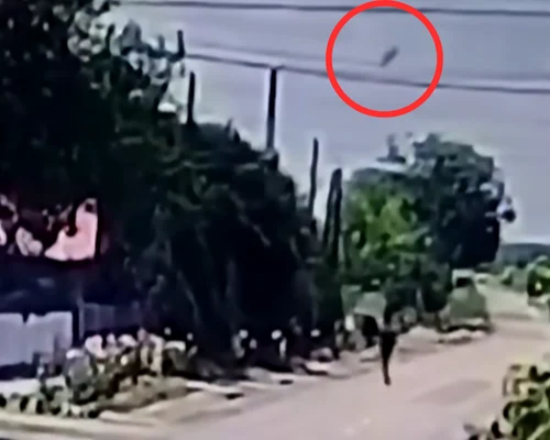 un copil din braila a fost lovit in cap de un obiect cazut din cer foto captura video observator png