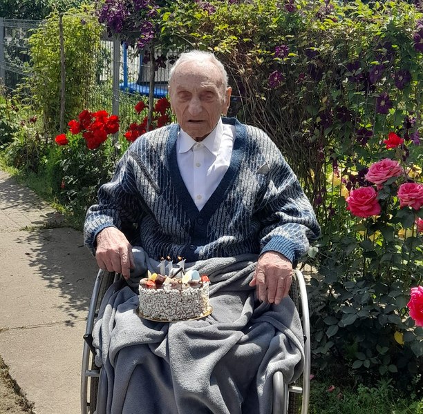 Cel mai longeviv veteran de război din lume trăiește în România. Vârsta incredibilă împlinită de Ilie Ciocan