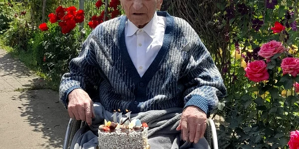 Ilie Ciocan cel mai bătrân român și longeviv veteran de război din lume trăiește în Galicea Vâlcea Foto Camelia Ciocan