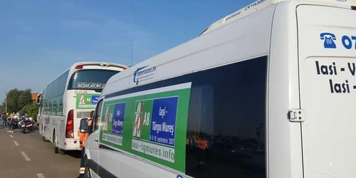 Marş pentru Autostrada Iaşi-Târgu Mureş FOTO Susţinem A8