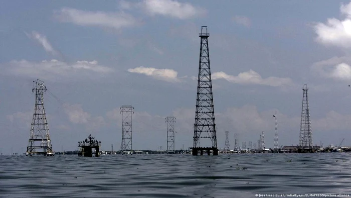 Venezuela ar putea să-şi mărească masiv vânzările de petrol, ceea ce ar determina scăderea preţului