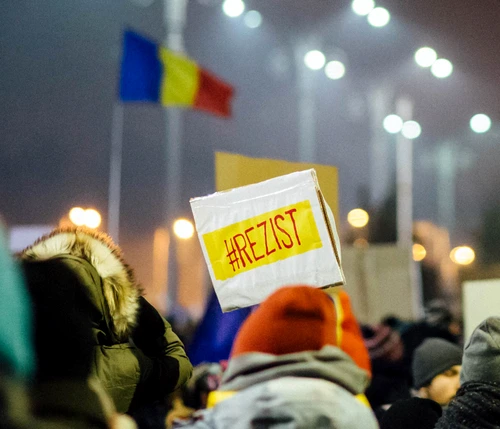 Protestul lui Alb și Negru jpeg