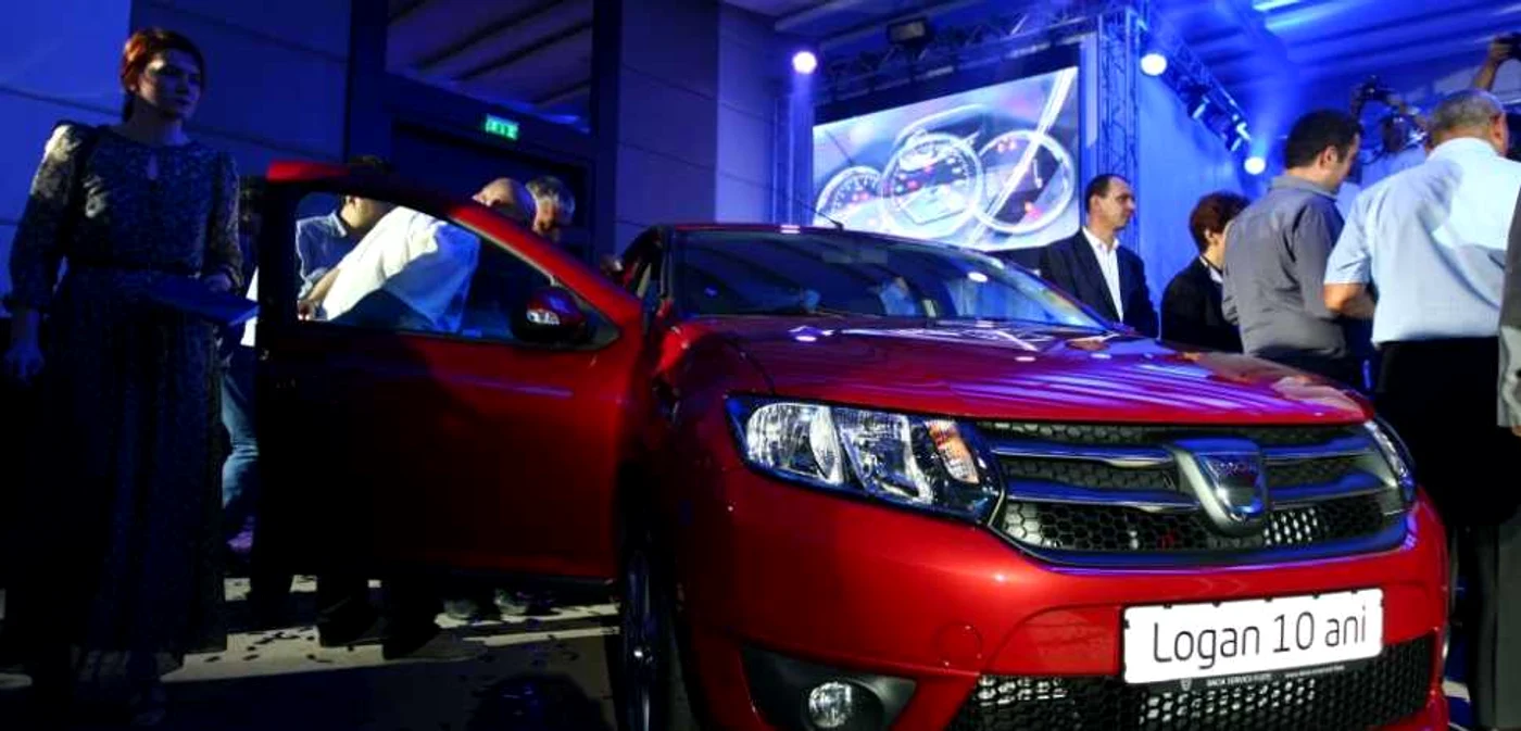 Dacia este cel mai mare exportator al României şi işi datorează succesul modelului Logan, lansat în 2004 FOTO Marian Iliescu