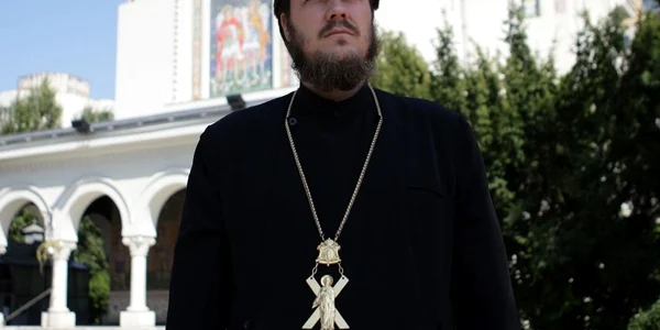 Purtătorul de cuvânt al Arhiepiscopiei Tomisului, preotul Eugen Tănăsescu jpeg