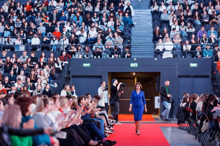 Lidera de la Chișinău Maia Sandu, premiată în Germania pentru „angajamentul excepțional” față de democrație