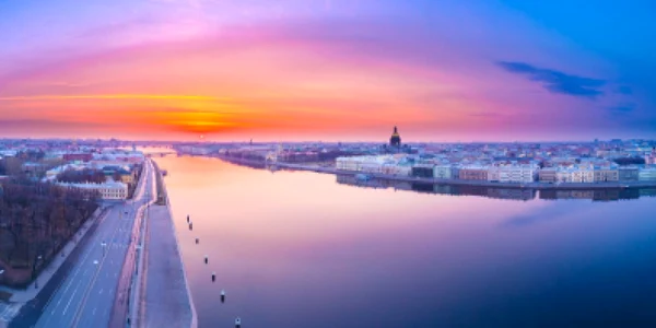 sankt petersburg shutterstock