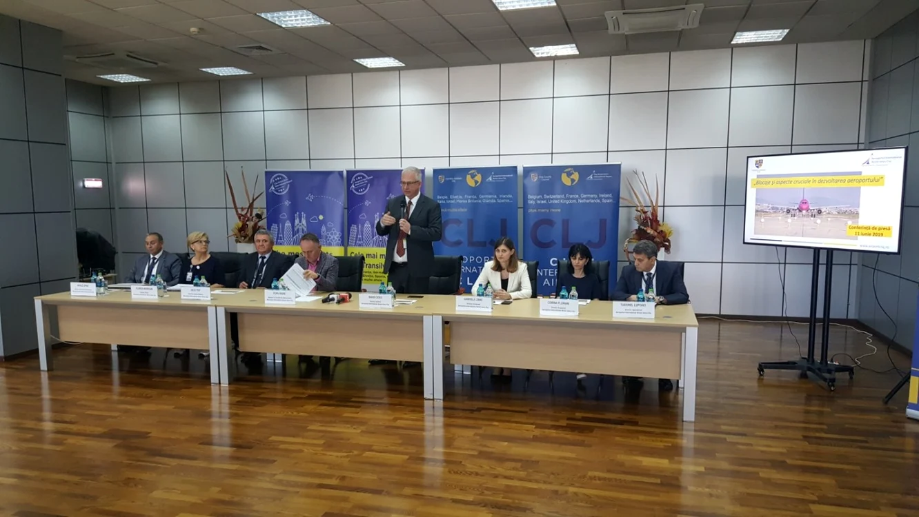 Directorul David Ciceo este în conflict cu reprezentanţii CJ Cluj în Consiliul de Adminsitraţie al Aeroportului