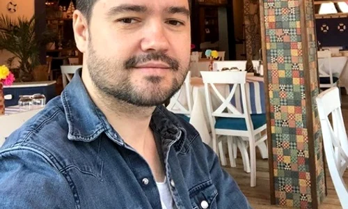 1 laurentiu duta prezent jpg jpeg