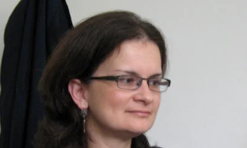 Tenebrele limbii şi literaturii române jpeg
