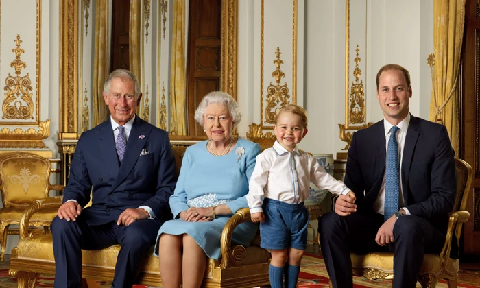 regina elisabeta ii printul charles printul william printul george abgettyimages 522564730 jpg jpeg