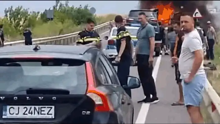 BT bt gif gif