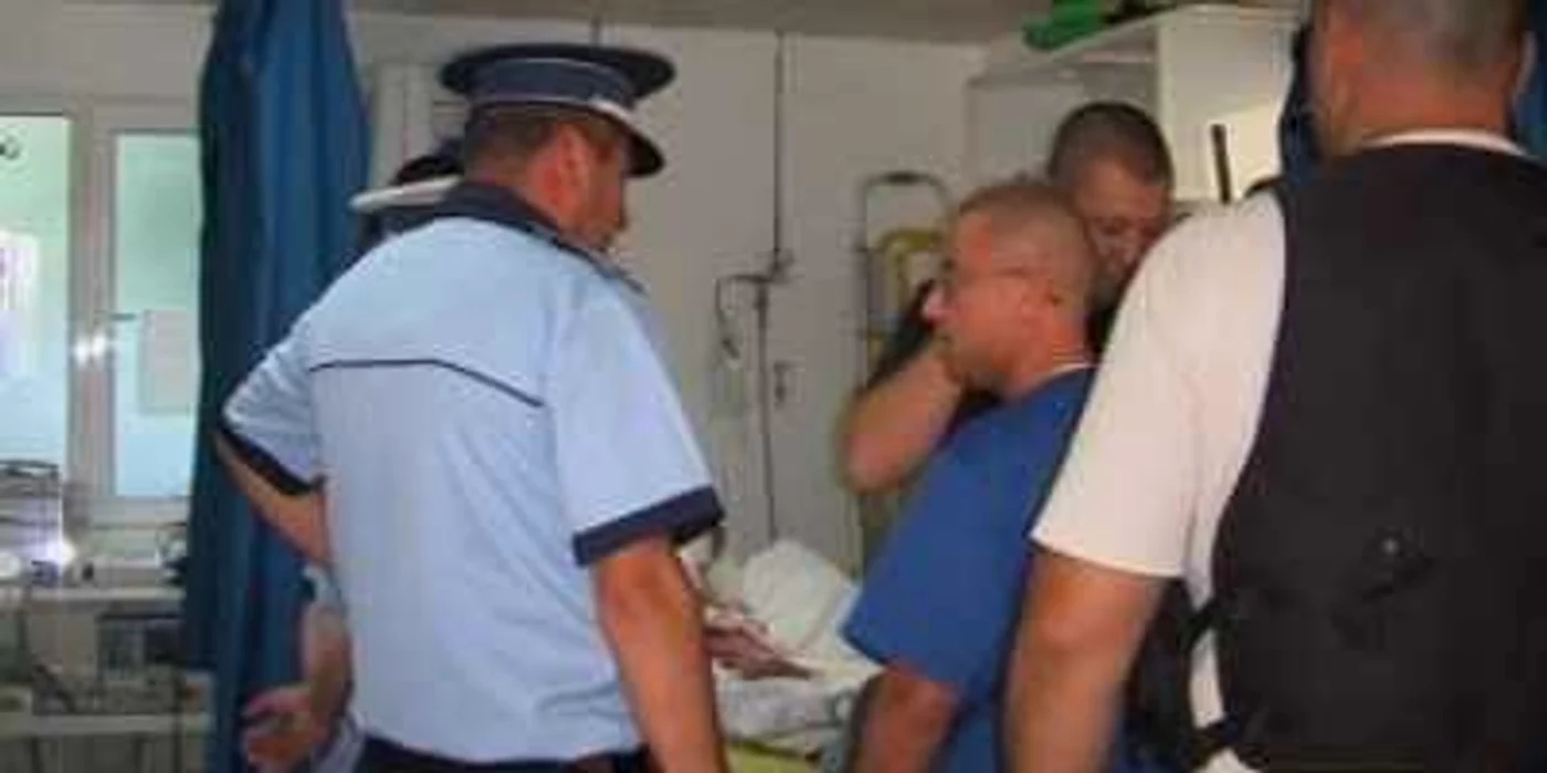 Iaşi: Trei înjunghiaţi, patru sinucigaşi, trei drogaţi şi alţi 120 de cazuri tratate. Toate într-o singură gardă