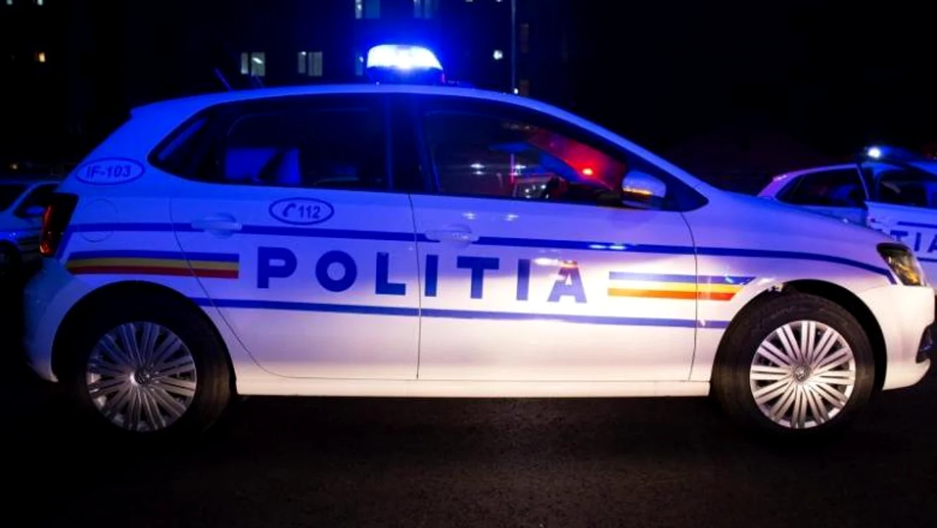 Amenințare cu bombă în Râmnicu Vâlcea! 3000 de persoane au fost evacuate din două mall-uriFoto: Arhivă