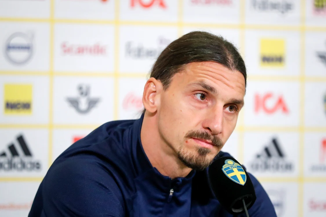 
    Zlatan Ibrahimovic e gata să joace din nou pentru echipa SuedieiFoto: EPA-EFE  