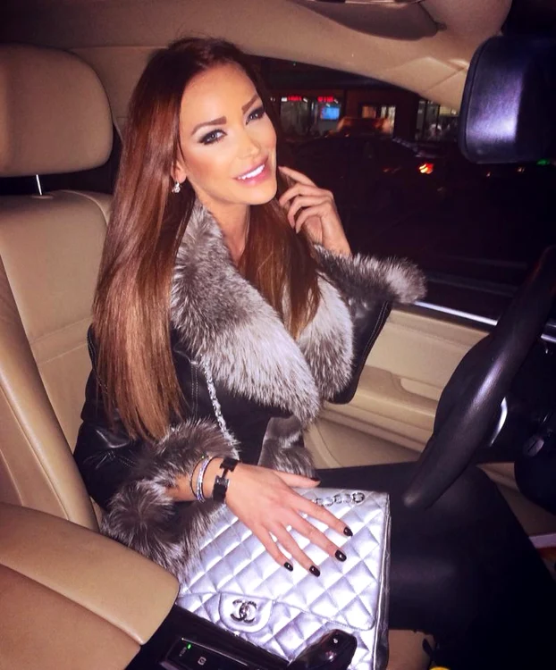 Bianca Drăguşanu nu face o prioritate din plata amenzilor