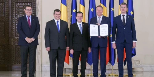 klaus iohannis la semnarea pactului cu partidele foto presidency.ro