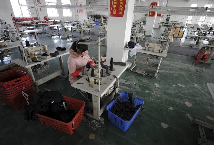 Activitatea industrială din China a fost afectată de creşterea economică slabă. FOTO: Reuters