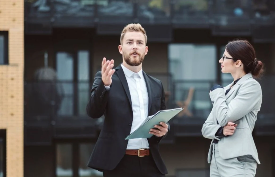 Vrei sa devii un agent imobiliar de succes? Ține cont de aceste sfaturi jpeg