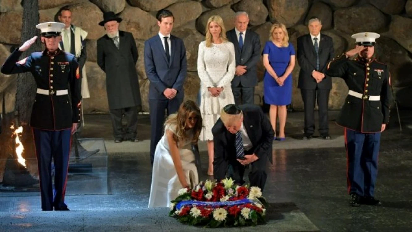 Donald şi Melania Trump, la memorialul Yad Vashem FOTO AFP