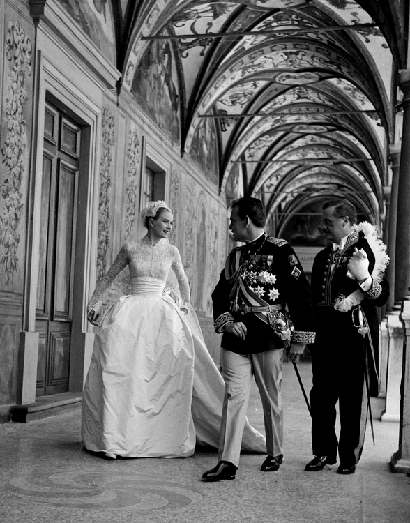  Grace Kelly la nunta sa cu Prinţul Rainier. FOTO: Arhivele Palatului Princiar din Monaco/Palatul Princiar