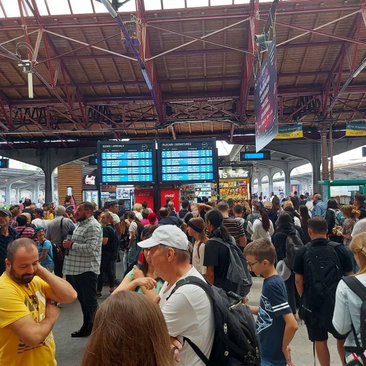 Haos în Gara de Nord Foto: clubferoviar.ro