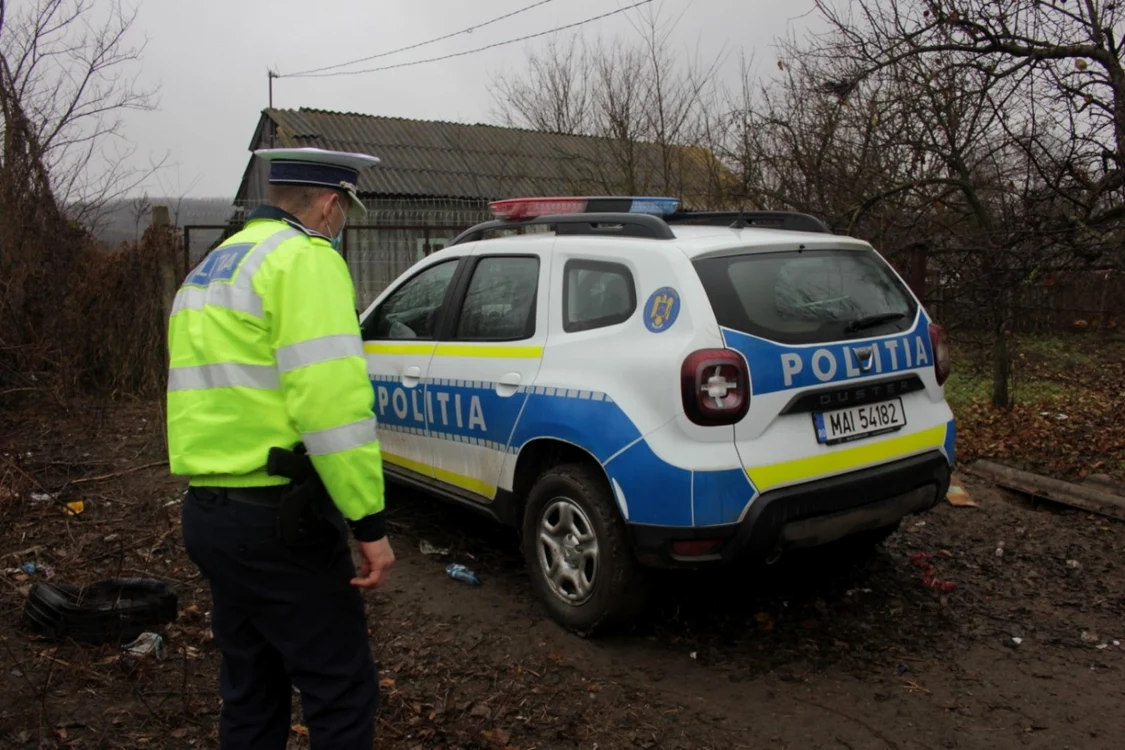 Atacatorul de 63 de ani a fost reţinut de poliţişti FOTO botosaninews.ro