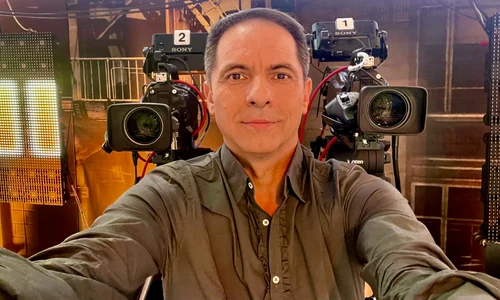 dan negru facebook jpg