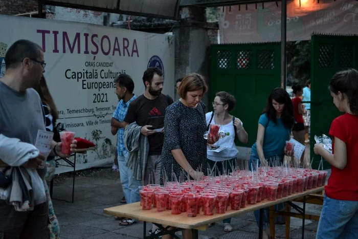 A început festivalul Ceau
