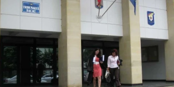 Bacău: Judecătorii greviști s-au ales cu plângeri penale