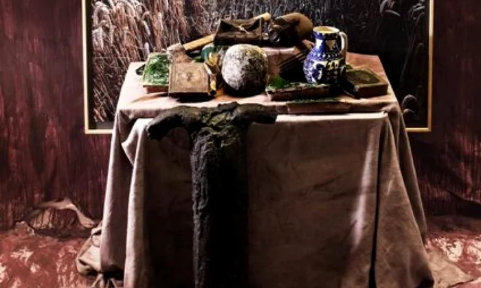 Donația Peter Jacobi către Muzeul Țăranului Român: Selecție din seriile fotografice "Bisericile fortificate ale sașilor din Transilvania" şi "Frumoasele straie țărănești ale doamnelor de la oraș" jpeg