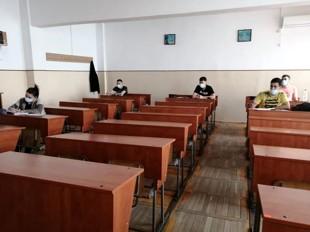 Luni, 15 iunie, începe prima sesiune de Evaluare Naţională pentru absovenţii de clasa a VIII-a