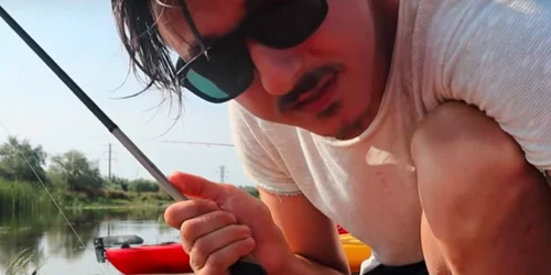 Paul Mateş vlogger în Delta Dunării Sursa Youtube