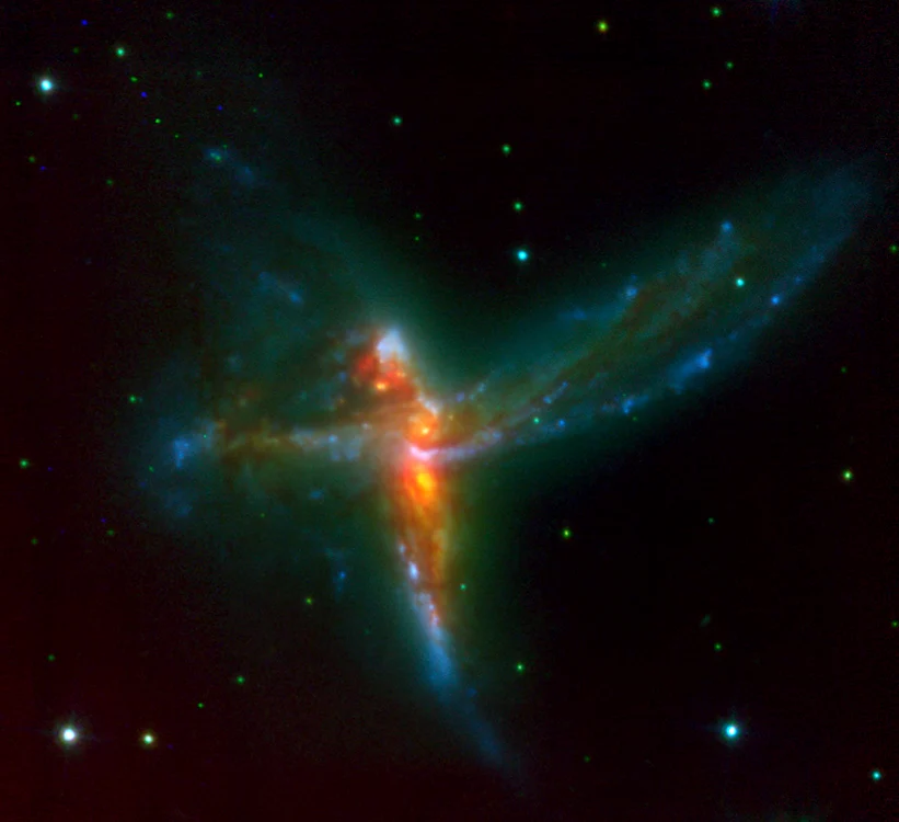 Triplet de galaxii ce a primit numele de"Tinker Bell". Foto: www.eso.org 